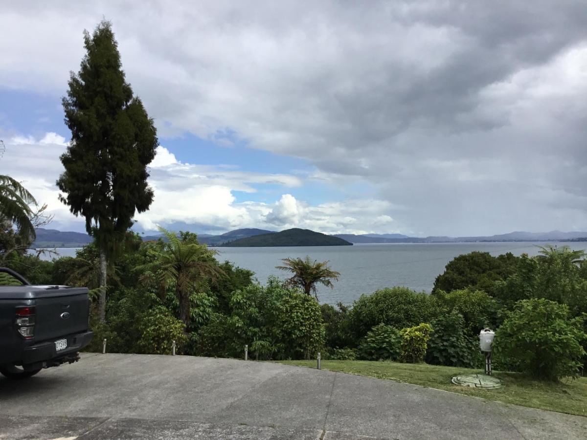 Spectacular Lake Views Rotorua Exterior foto